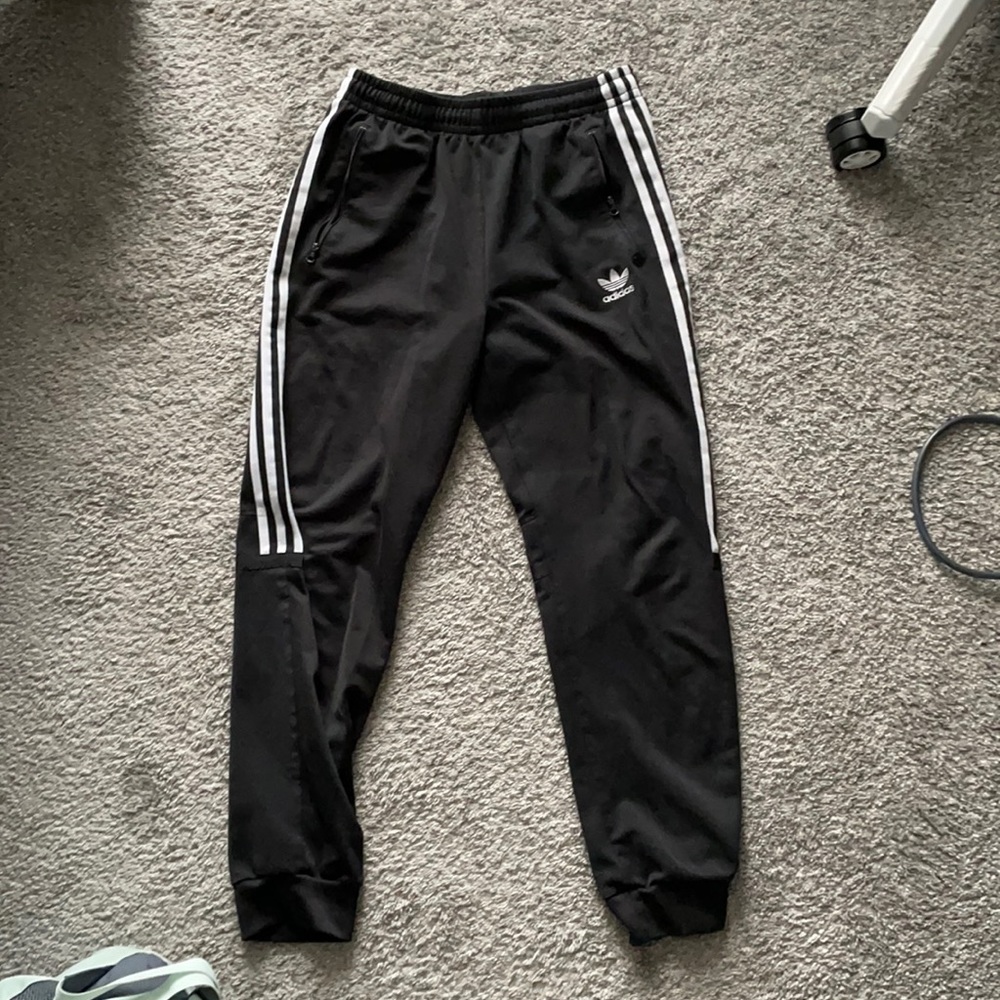 Adidas sweat pants gathered leg zipper pockets